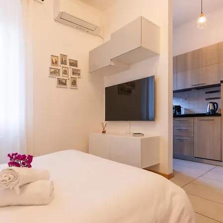 Navigli & Darsena Cozy Home Milan Exterior photo